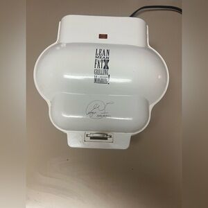 White Grilling Machine by George Foreman